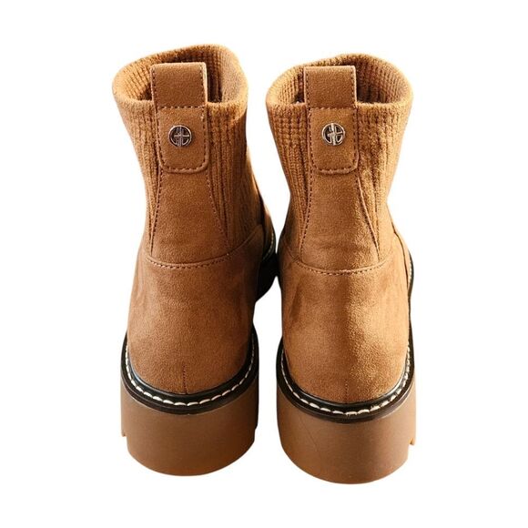 GIANI BERNINI MAXINE LUGGED SOLE ANKLE BOOTS SIZE 9M - Picture 8 of 16